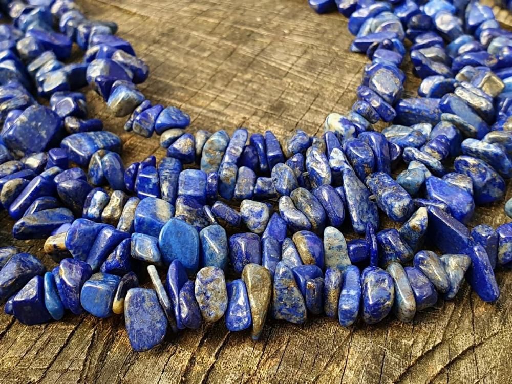 Lápis lazuli ásványtörmelék zsinór
