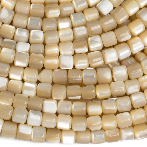 Gy�ngyh�z b�zs gy�ngy�k 4x4 mm hengerek zsin�r