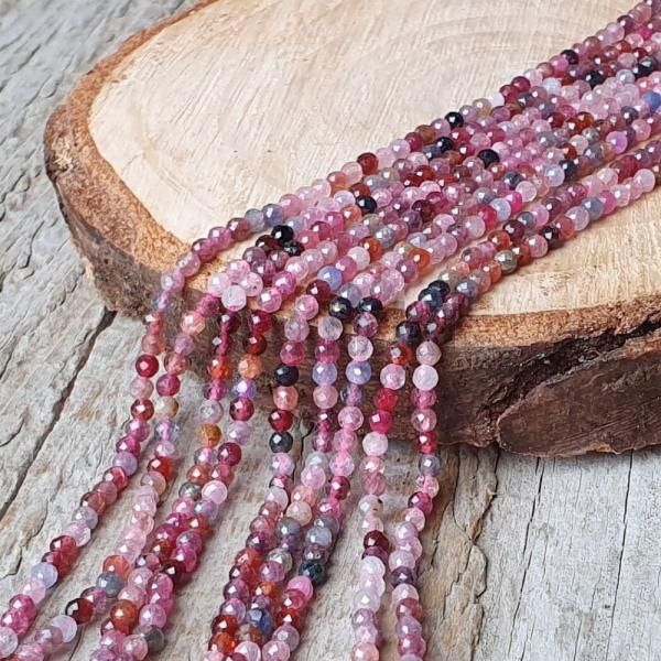 Spinel sznkeverk gyngyk 2,5 mm csiszolt zsinr