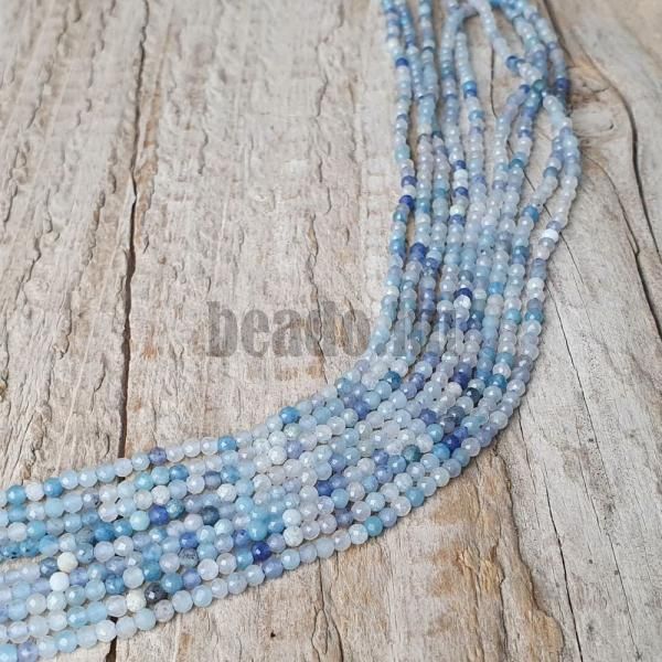 koralky-z-mineralu-opal-modry-2,5mm-brusene-fazetovane-leskle-modre-belase-biele-goralky--