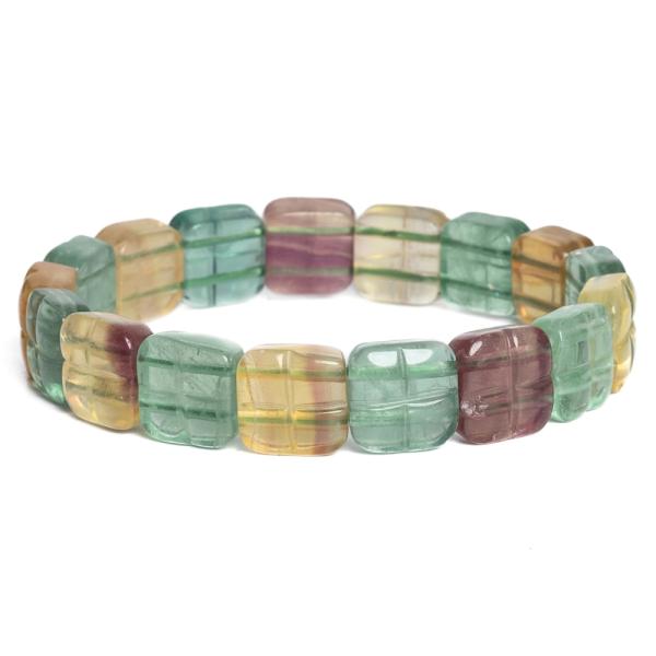 Lapos, 12 � 12 mm-es fluorit kark�t� apr� sz�ps�ghib�val.