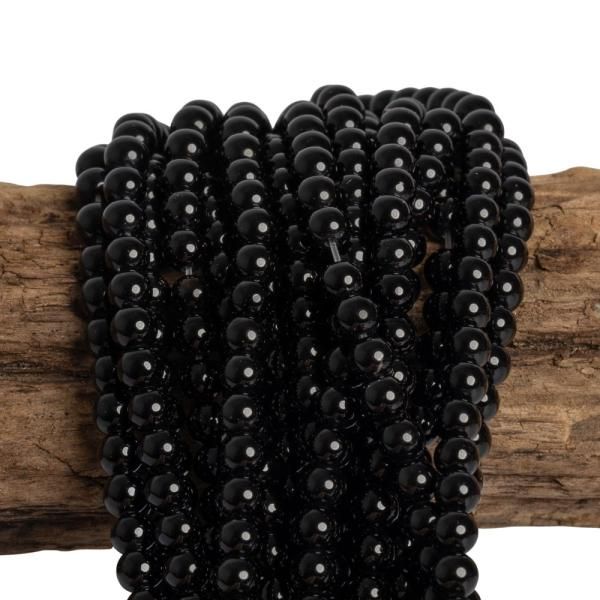 1368-onyx-koralky-4mm-snura-2