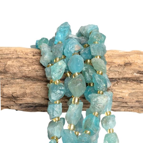 2449-apatit-svetly-koralky-surove-kamene-polsnura-2