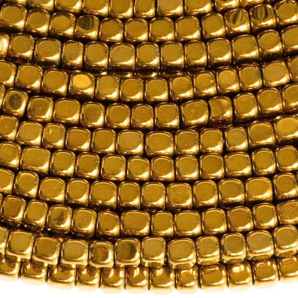 Hematit gy�ngy�k 2x2 mm arany minikock�k zsin�r