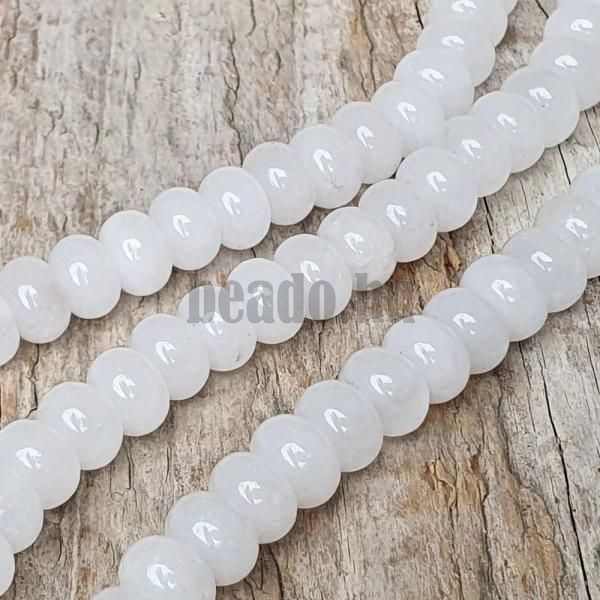 Jadeit gyngyk 5x8 mm tejesfehr vastag rondellk flhosz zsinr