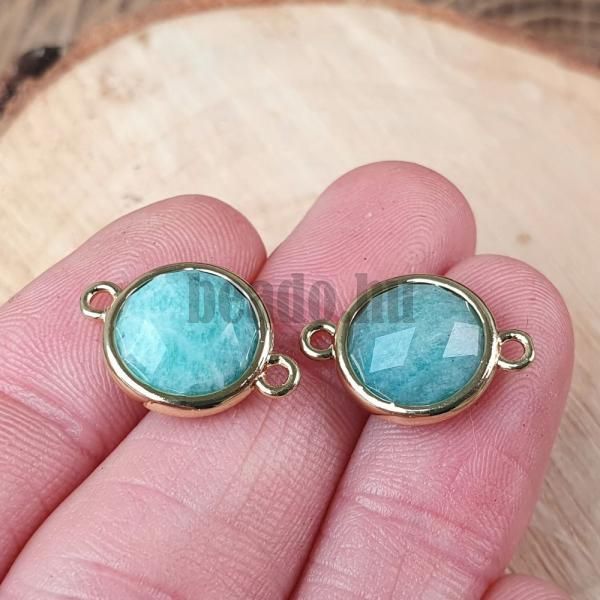 medzikus-z-mineralu-amazonit-placka-so-zlatym-ramom-16x12mm-leskly-tyrkysovy-bruseny