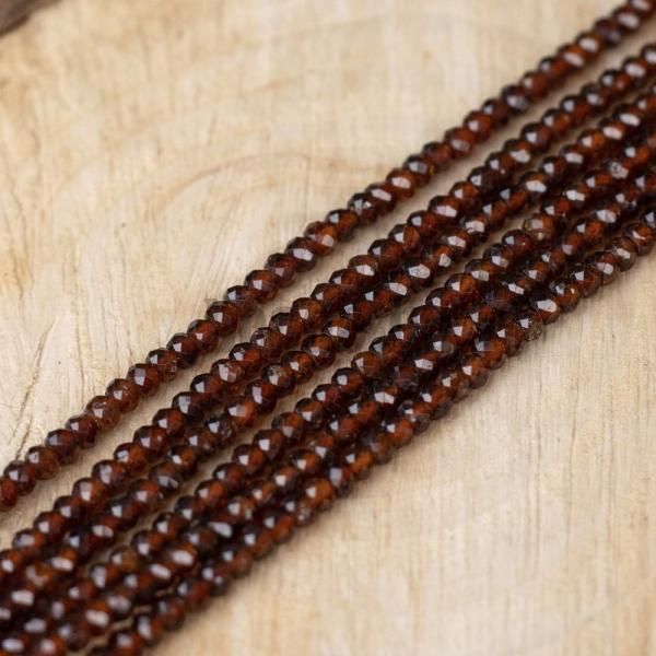 prirodny-granat-koralky-brusene-3x2mm-rondelky