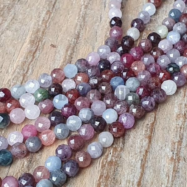 Spinel kevert sznek gyngyk 4 mm csiszolt flhossz zsinr
