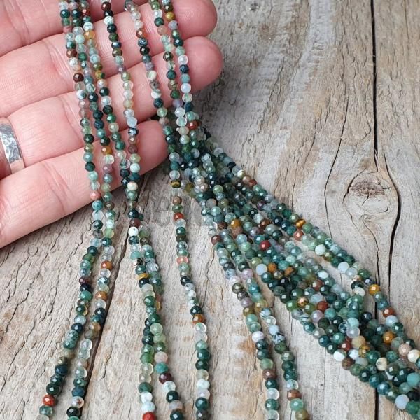 koralky-z-prirodneho-mineralu-achat-indicky-3mm-brusene-leskle-zelene-goralky-na-naramky