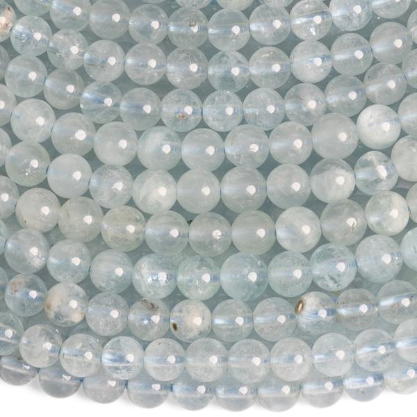 Akvamarin gy�ngy�k 4,5 mm zsin�r