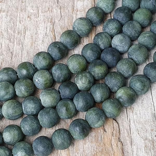 Jadeit Taiwan gyngyk 6 mm matt zsinr