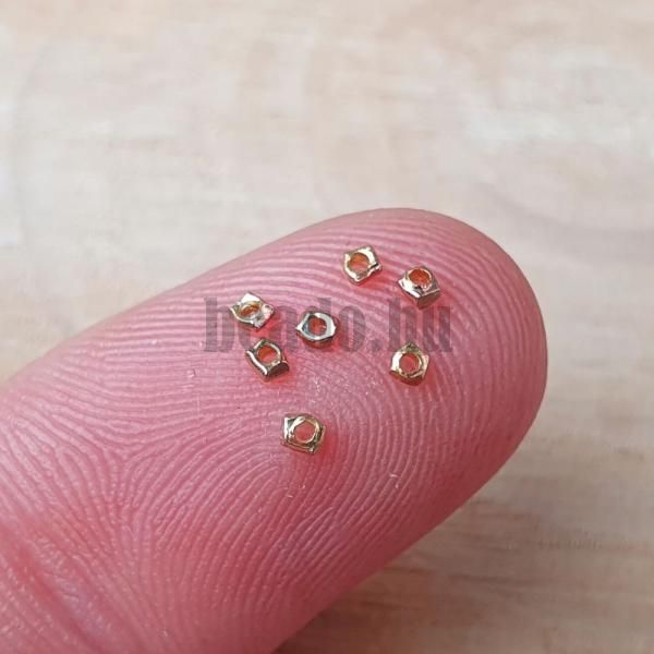 koralky-1x2mm-malinke-zo-striebra-ag925-pozlatene-ruzovym-zlatom-leskle-nepravidelne-min