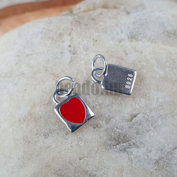 Ngyzet piros szvvel fityeg Ag925 ezst