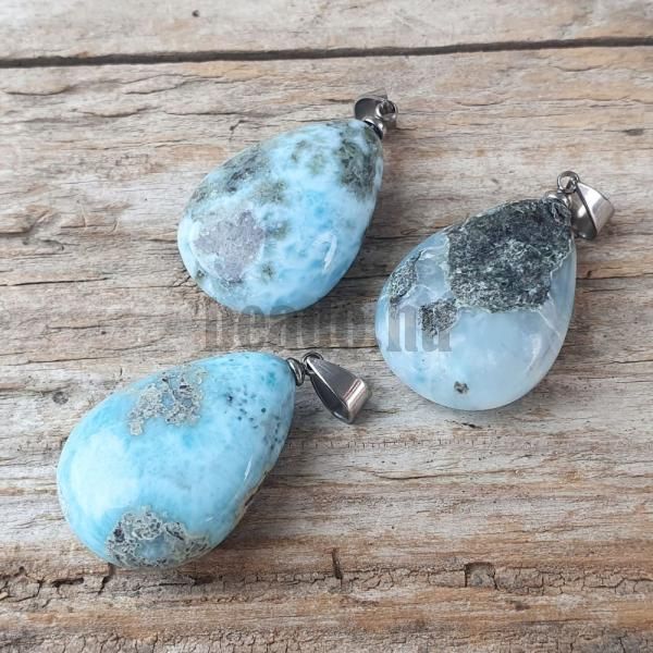 larimar-prirodny-privesok-slza-mix-farieb