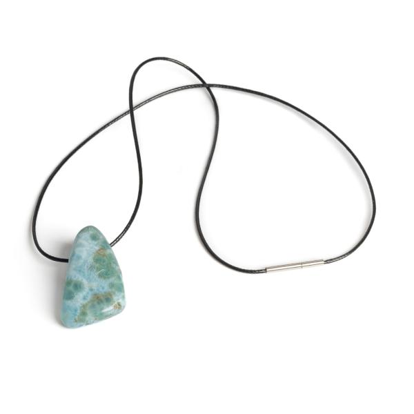 Larimar med�l rozsdamentes kupakkal viaszos zsin�ron