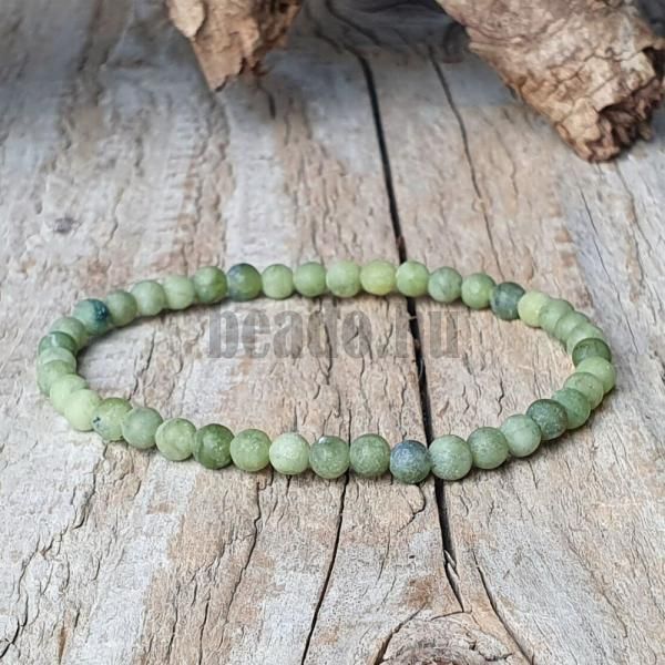 Karkt taiwani jadeit 4 mm matt