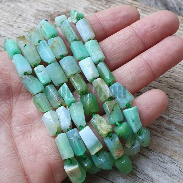 chryzopras_koralky_matne_valecky_prirodni