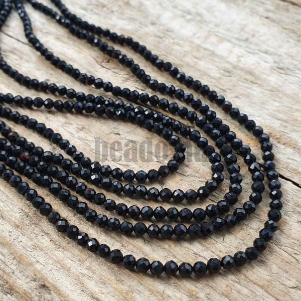 koralky-z-mineralu-onyx-cierne-brusene-3mm-leskle-gulicky-cierne