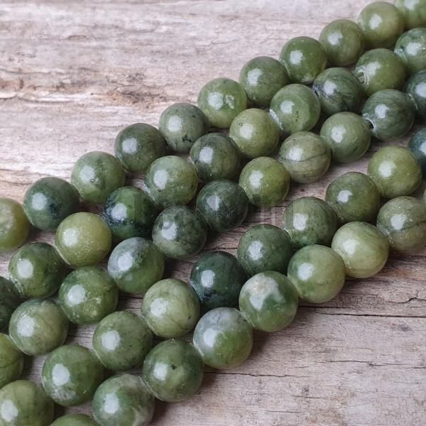 Jadeit Taiwan gyöngyök 6 mm zsinór